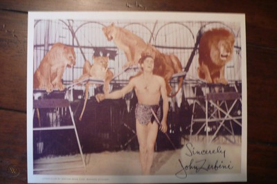 autograph-circus-memorabilia-john_1_eee5f26286261b6086dec4ba8ecdf8a6